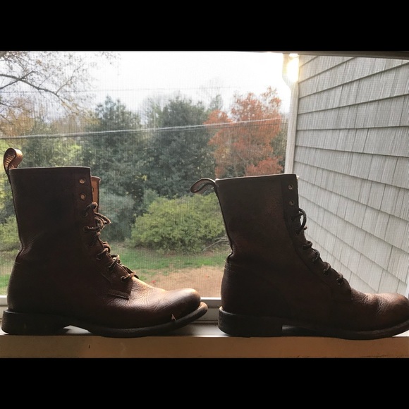 Frye Veronica combat boots. Size 8.5. - Picture 4 of 8